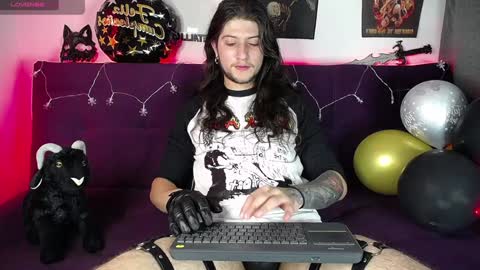 Dave online show from December 17, 11:16 pm