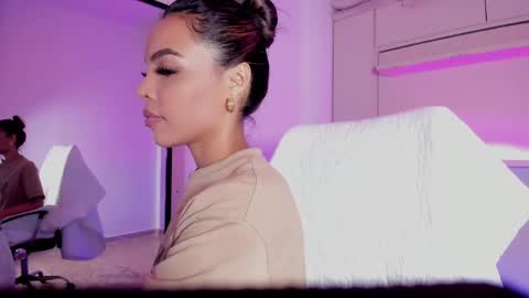 Snapshot of blackywhiite chatting on January 9, 4:19 am GRACE online show from January 9, 4:19 am