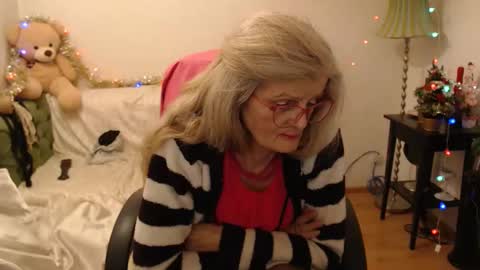 blairfort online show from December 15, 1:24 am