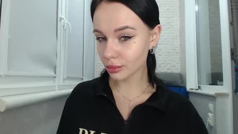 Snapshot of blairyates chatting on November 13, 12:20 am BlairYates online show from November 13, 12:20 am