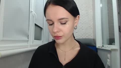 Snapshot of blairyates chatting on November 13, 10:41 pm BlairYates online show from November 13, 10:41 pm