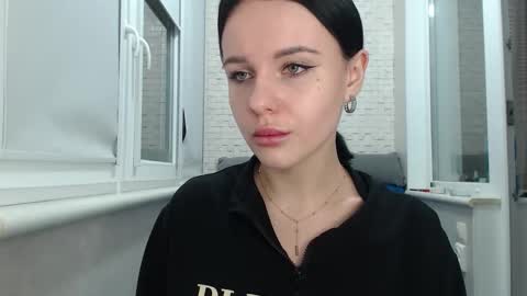 Snapshot of blairyates chatting on November 27, 11:40 pm BlairYates online show from November 27, 11:40 pm