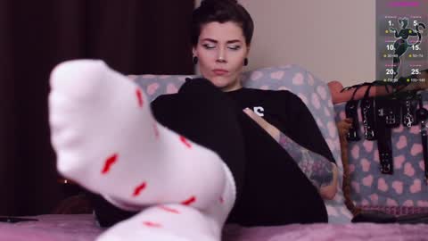 Snapshot of blake_luna chatting on December 8, 5:33 pm Britney online show from December 8, 5:33 pm