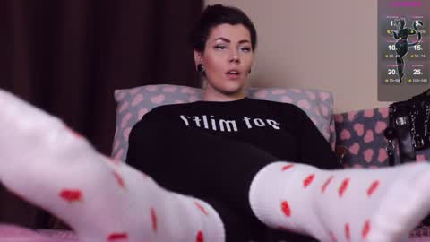 Snapshot of blake_luna chatting on December 12, 7:26 pm Britney online show from December 12, 7:26 pm