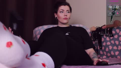 Snapshot of blake_luna chatting on January 22, 4:02 pm Britney online show from January 22, 4:02 pm