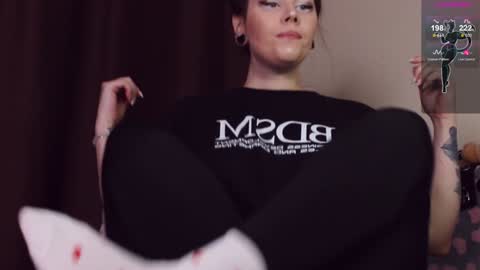 Snapshot of blake_luna chatting on February 2, 4:11 pm Britney online show from February 2, 4:11 pm