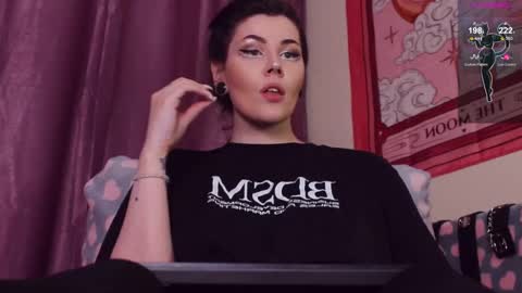 Snapshot of blake_luna chatting on March 1, 7:48 pm Britney online show from March 1, 7:48 pm