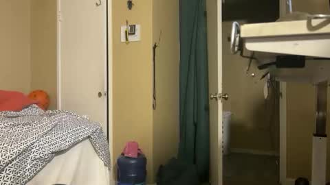 Blackjag00 online show from December 1, 4:23 pm