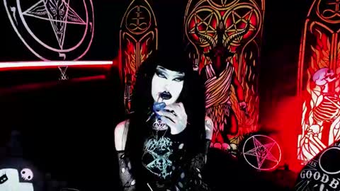 Snapshot of blasphemiangxrl chatting on September 9, 8:03 am online show from September 9, 8:03 am