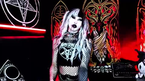 Snapshot of blasphemiangxrl chatting on September 30, 10:42 am online show from September 30, 10:42 am