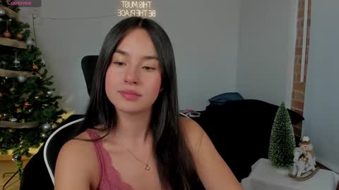 Eimy online show from December 5, 6:11 pm