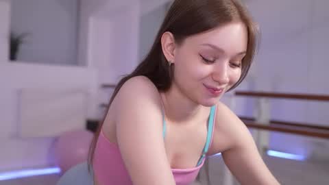  SHEILA  online show from September 16, 1:50 am