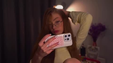  LiLy online show from September 12, 3:45 pm