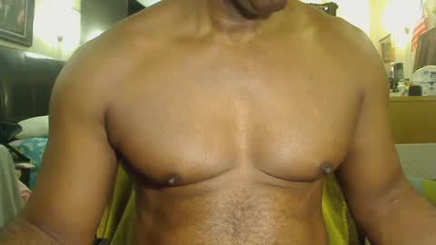 Snapshot of blkbiguncut10462 chatting on February 25, 1:39 pm blkbiguncut10462 online show from February 25, 1:39 pm