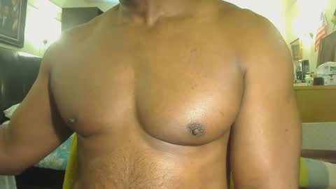 Snapshot of blkbiguncut10462 chatting on March 1, 2:44 pm blkbiguncut10462 online show from March 1, 2:44 pm