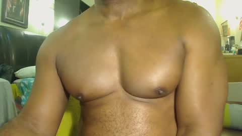 Snapshot of blkbiguncut10462 chatting on March 7, 12:48 am blkbiguncut10462 online show from March 7, 12:48 am