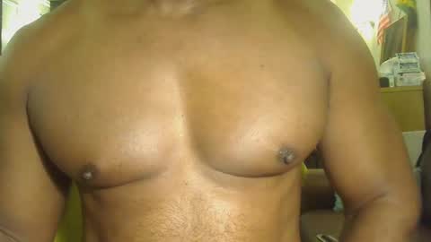 Snapshot of blkbiguncut10462 chatting on March 10, 10:26 am blkbiguncut10462 online show from March 10, 10:26 am