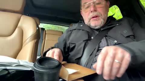 Snapshot of bllyidol chatting on October 10, 10:36 am BlIdoL online show from October 10, 10:36 am