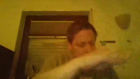 Snapshot of blonde32m chatting on October 23, 11:14 pm blonde32m online show from October 23, 11:14 pm