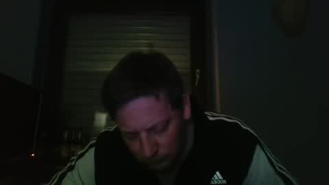 Snapshot of blonde32m chatting on December 16, 10:26 pm blonde32m online show from December 16, 10:26 pm