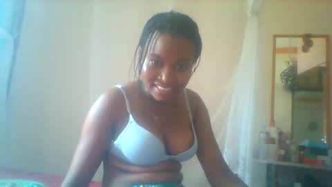 blonde online show from February 5, 1:22 pm