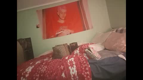 Snapshot of blondebellaaa3 chatting on January 22, 1:53 pm Gia online show from January 22, 1:53 pm