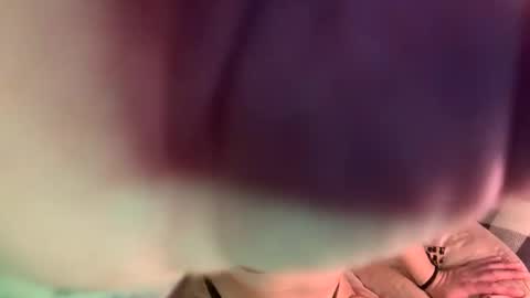 Snapshot of blondebellaaa3 chatting on October 12, 1:59 am Gia online show from October 12, 1:59 am