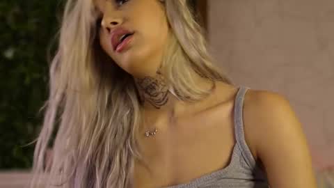 blondie_muller online show from September 12, 7:36 pm