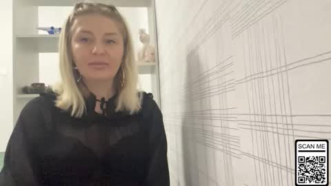 Snapshot of blondie_xoxoxo chatting on November 6, 9:10 am blondie_xoxoxo online show from November 6, 9:10 am