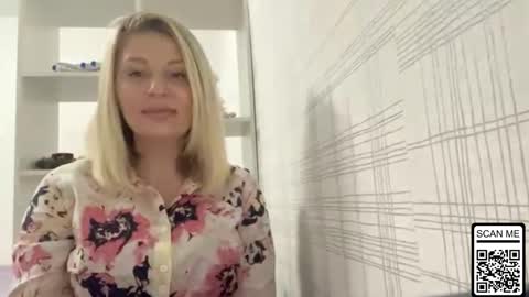 Snapshot of blondie_xoxoxo chatting on November 12, 9:53 am blondie_xoxoxo online show from November 12, 9:53 am