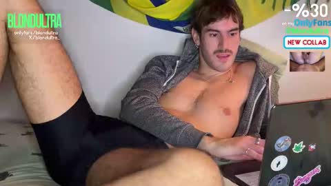 Snapshot of blondultra chatting on November 28, 4:53 pm blondultra online show from November 28, 4:53 pm