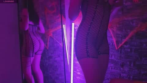 santiylola online show from October 24, 2:08 am