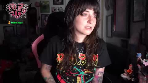 Blue online show from November 25, 1:05 am