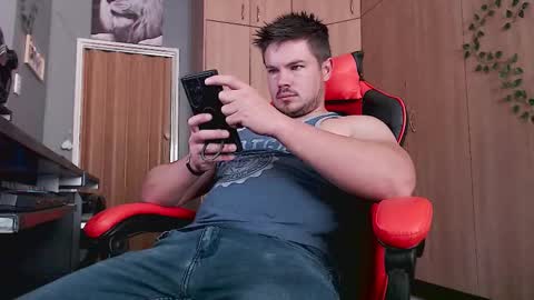 blueeyeboy0 online show from September 16, 7:20 am