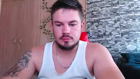 blueeyeboy0 online show from October 24, 8:44 am