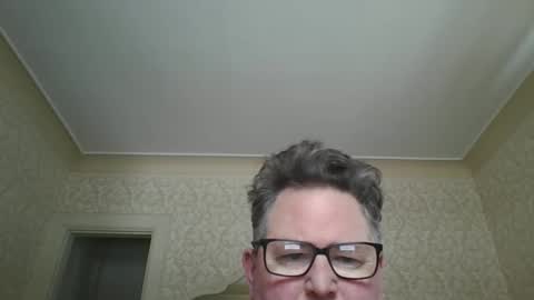 bluemoose70 online show from December 4, 5:22 pm