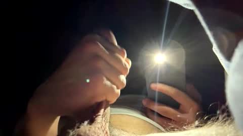 Snapshot of bluerussian332 chatting on December 17, 6:19 am blue russian online show from December 17, 6:19 am