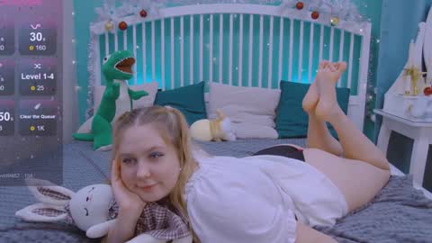 Ellie3 online show from December 25, 4:54 pm