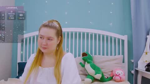 Ellie3 online show from March 2, 11:18 am