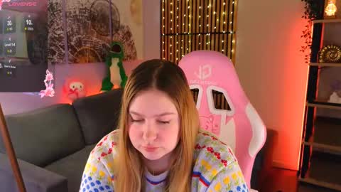 Ellie3 online show from March 6, 1:57 pm