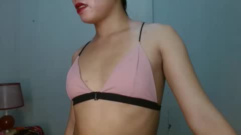 Snapshot of blythe_show chatting on February 20, 9:31 pm blythe_show online show from February 20, 9:31 pm