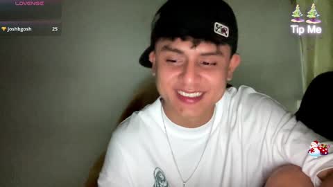 Snapshot of bob_pettersonn chatting on December 12, 5:10 am Bob INDEPENDENT MODEL online show from December 12, 5:10 am