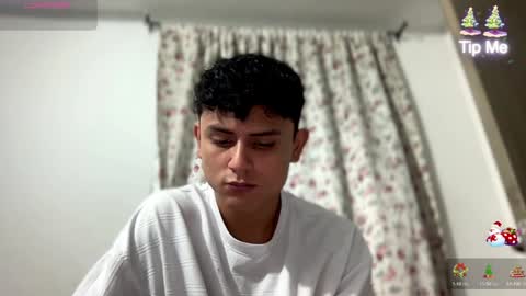 Snapshot of bob_pettersonn chatting on December 16, 3:19 am Bob INDEPENDENT MODEL online show from December 16, 3:19 am