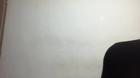 Snapshot of bob_pettersonn chatting on December 29, 1:02 am Bob INDEPENDENT MODEL online show from December 29, 1:02 am