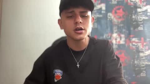 Snapshot of bob_pettersonn chatting on February 27, 7:47 pm Bob INDEPENDENT MODEL online show from February 27, 7:47 pm