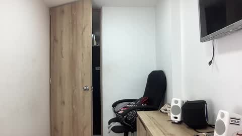 Snapshot of bob_pettersonn chatting on September 25, 3:21 am Bob INDEPENDENT MODEL online show from September 25, 3:21 am