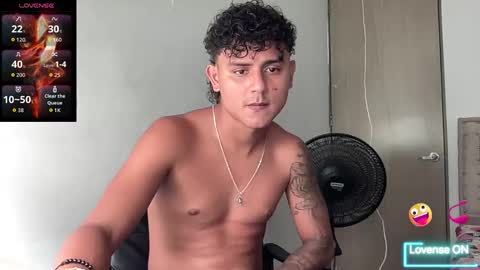 Snapshot of bob_pettersonn chatting on November 22, 6:29 pm Bob INDEPENDENT MODEL online show from November 22, 6:29 pm