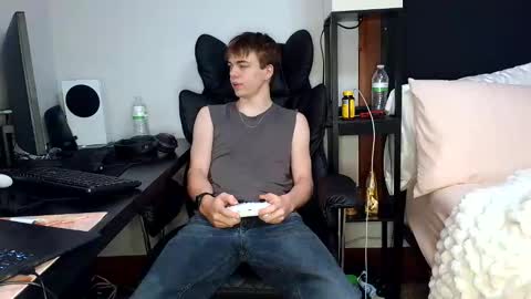 bobby72738 online show from September 20, 2:45 am