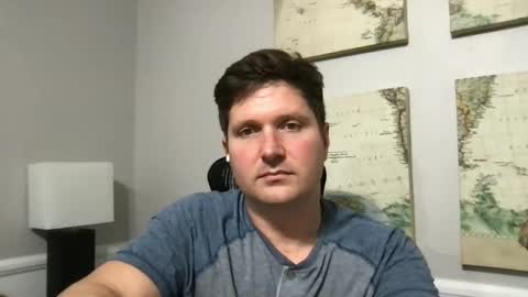 Snapshot of bobbylightfoot3 chatting on February 14, 4:15 am bobbylightfoot3 online show from February 14, 4:15 am