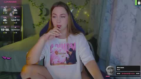 Snapshot of bodylina chatting on November 23, 6:30 pm Lina online show from November 23, 6:30 pm